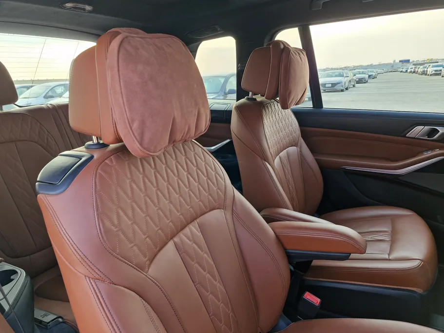 بي ام دبليو الفئة اكس 7 xDrive 50i 2019 