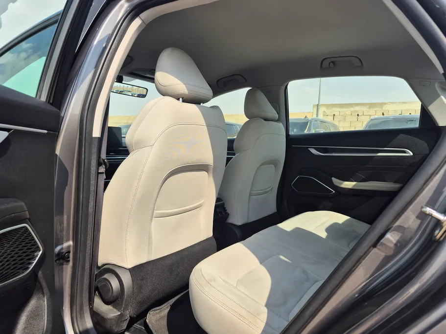جيلي امجراند GS 2024 
