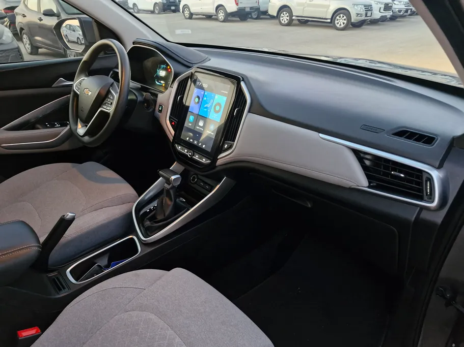 2024 Chevrolet Captiva LT 