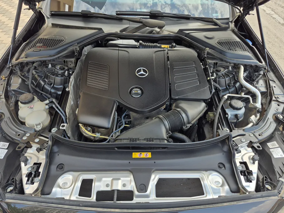 2025 Mercedes E 200 