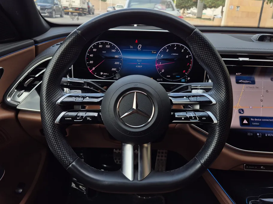 2025 Mercedes E 200 