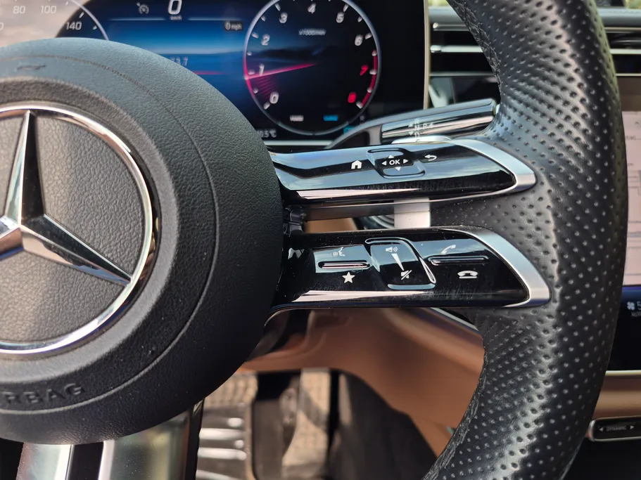 2025 Mercedes E 200 