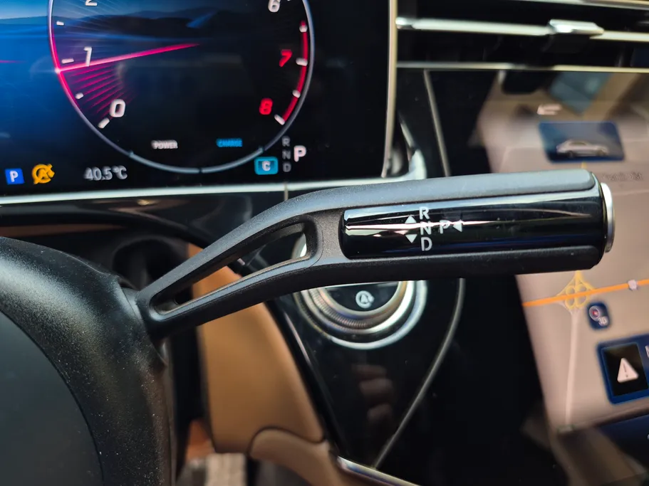 2025 Mercedes E 200 
