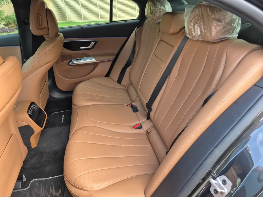2025 Mercedes E 200 