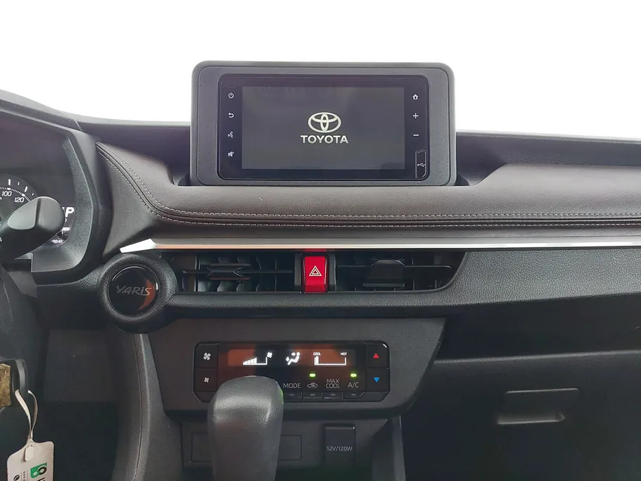 2023 Toyota Yaris  Y 