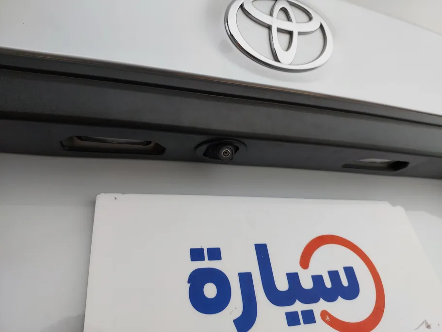 2023 Toyota Yaris  Y 
