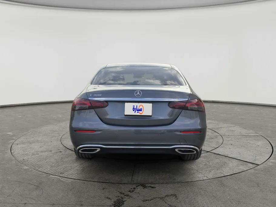 2022 Mercedes E 300 