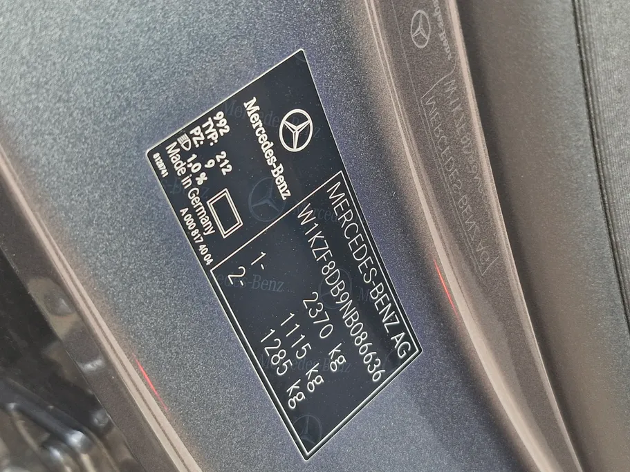 2022 Mercedes E 300 