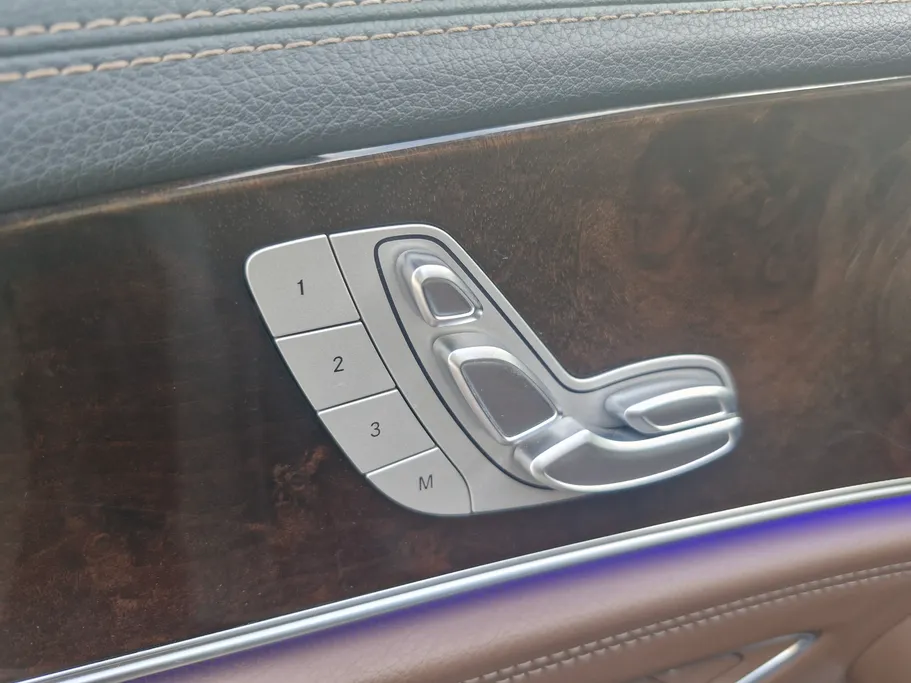 2022 Mercedes E 300 