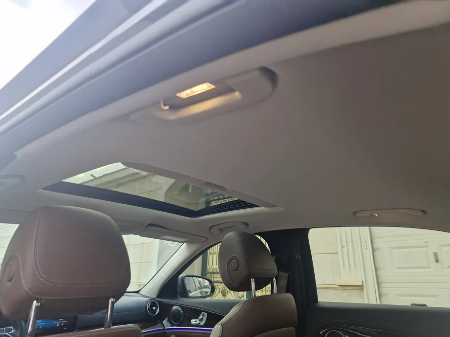 2022 Mercedes E 300 