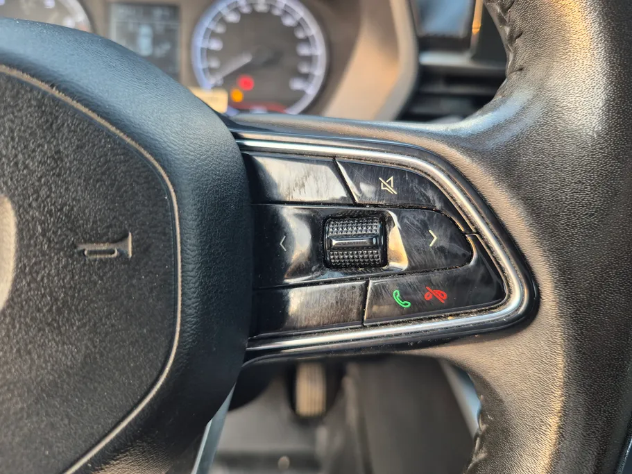 جيلي امجراند GS 2024 