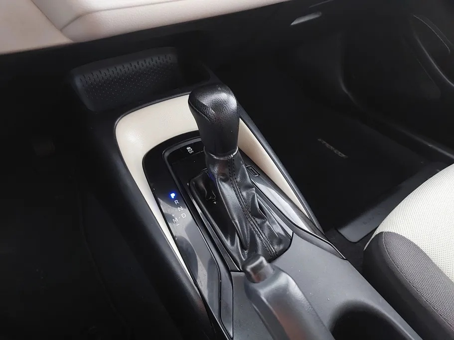 2024 تويوتا Corolla XLI 