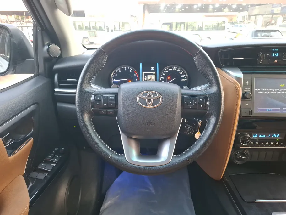 2023 Toyota Fortuner VX 