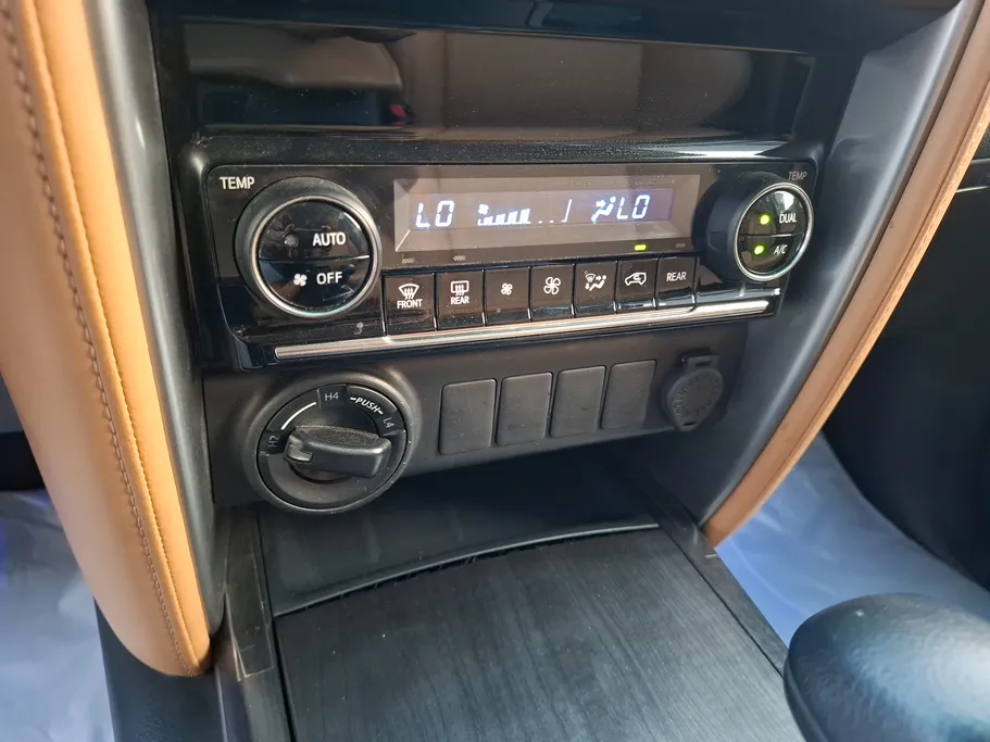 2023 Toyota Fortuner VX 