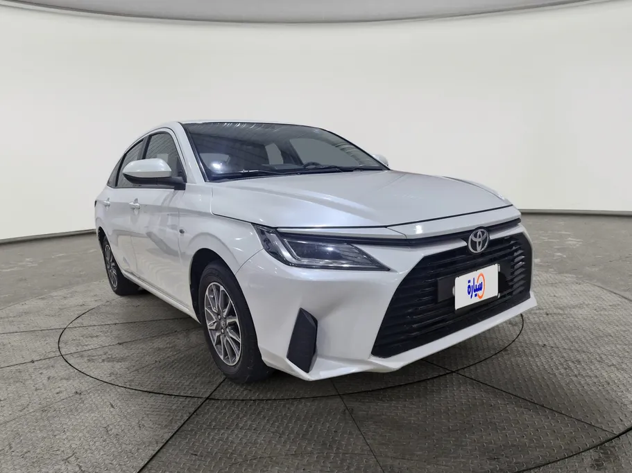 2023 Toyota Yaris  Y 