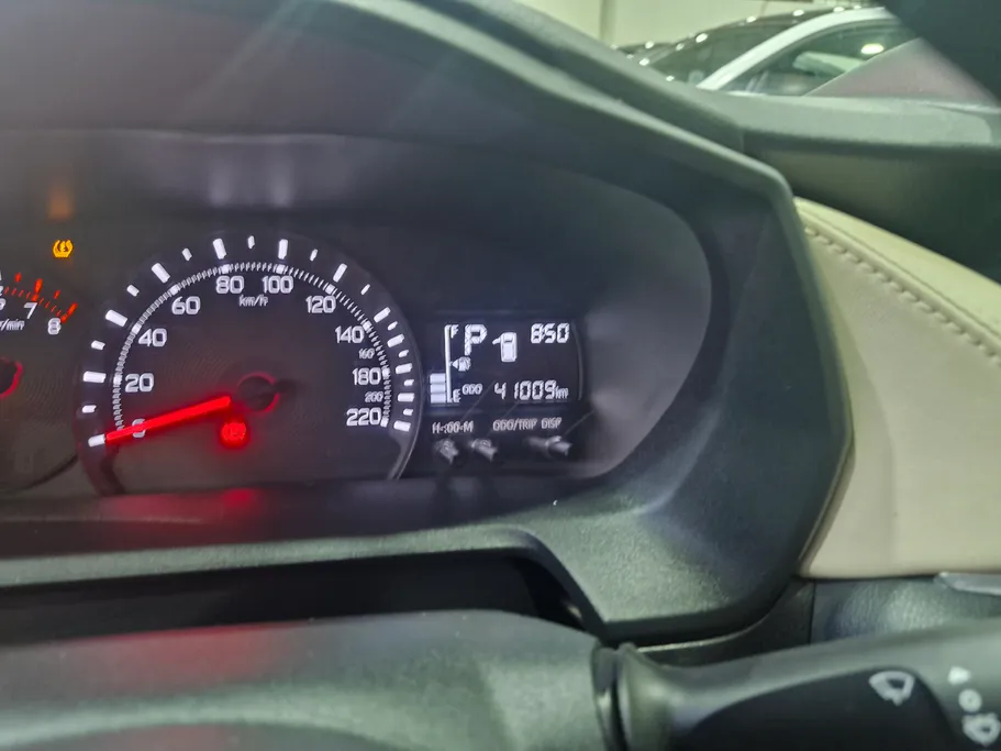 2023 Toyota Yaris  Y 