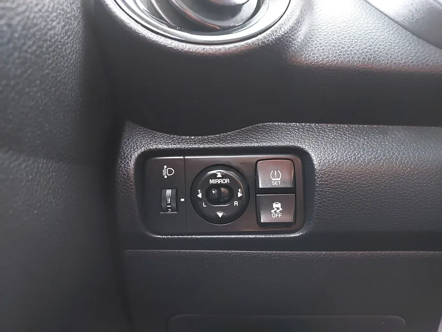 2022 Kia Pegas LX 