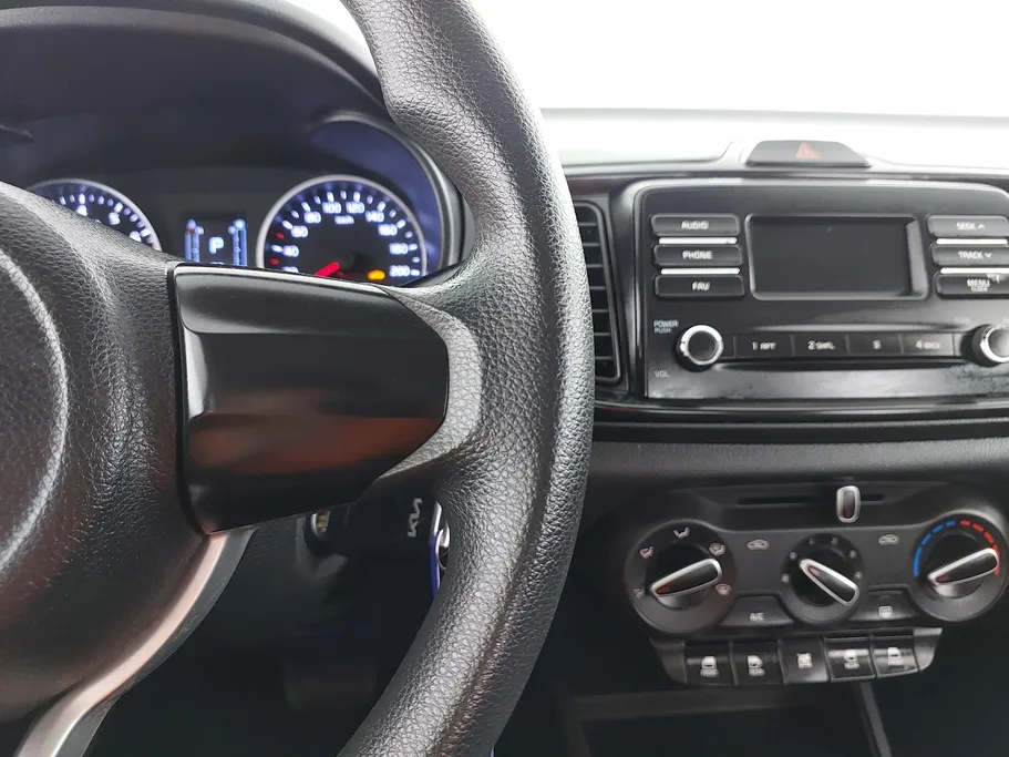 2022 Kia Pegas LX 