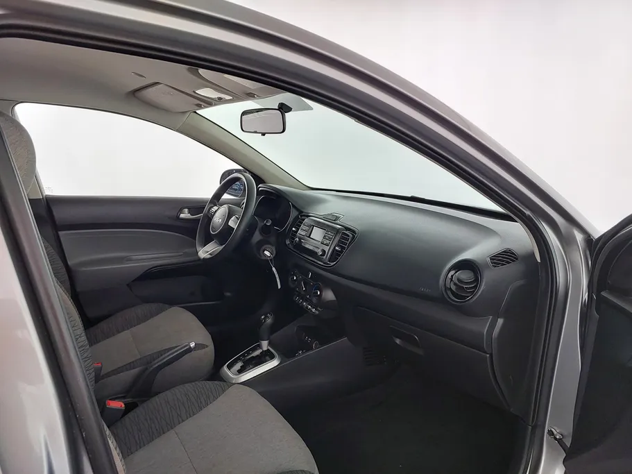2022 Kia Pegas LX 