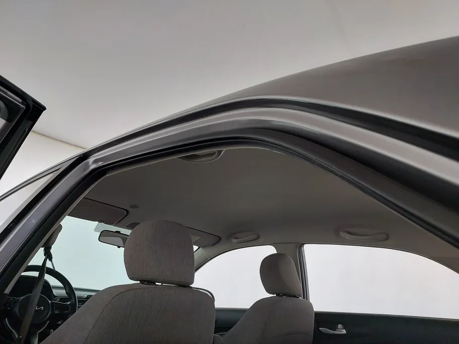 2022 Kia Pegas LX 