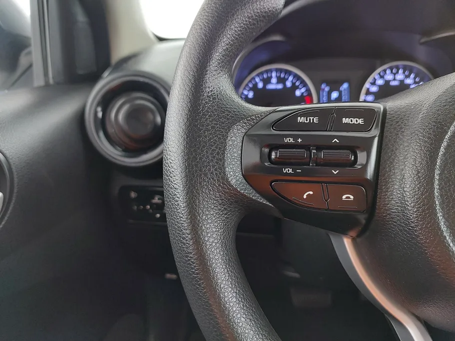 2022 Kia Pegas LX 