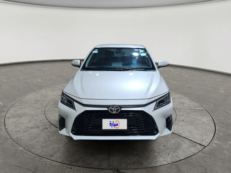 2023 Toyota Yaris  Y 