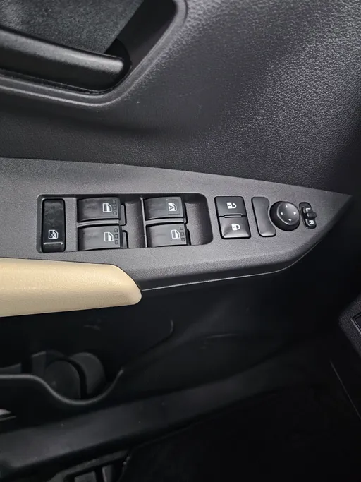 2024 Toyota Yaris  Y 