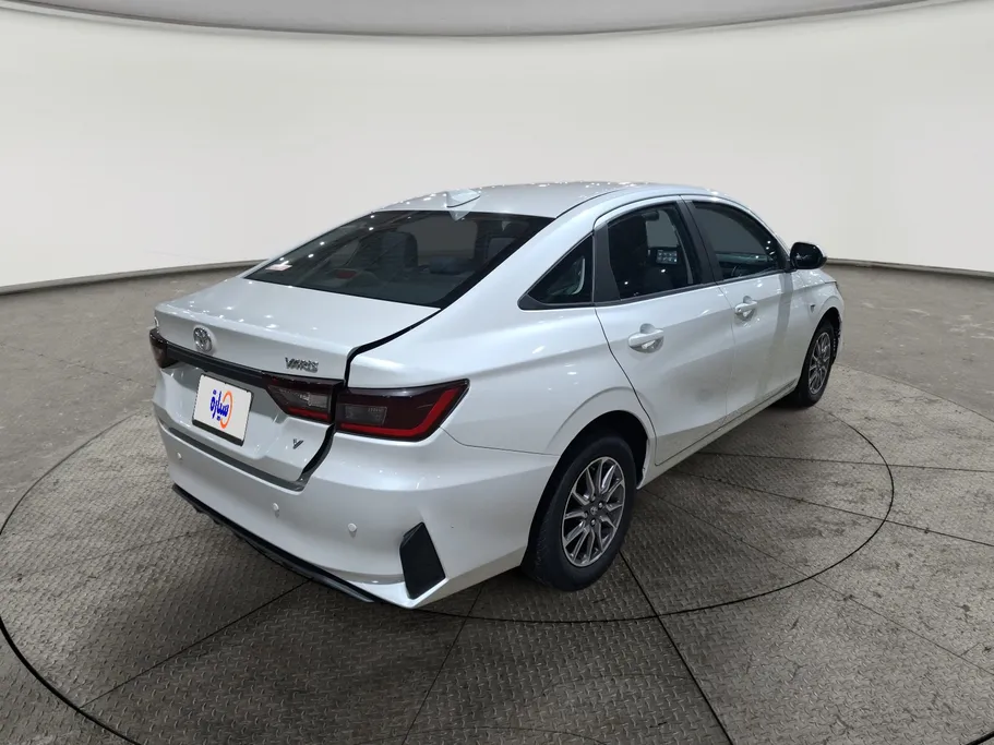 2024 Toyota Yaris  Y 