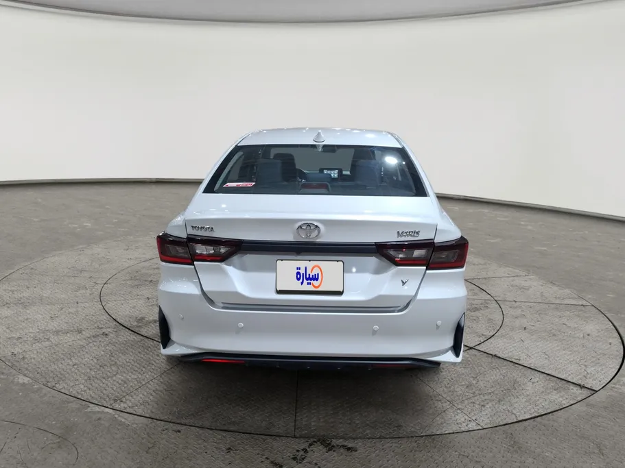 2024 Toyota Yaris  Y 