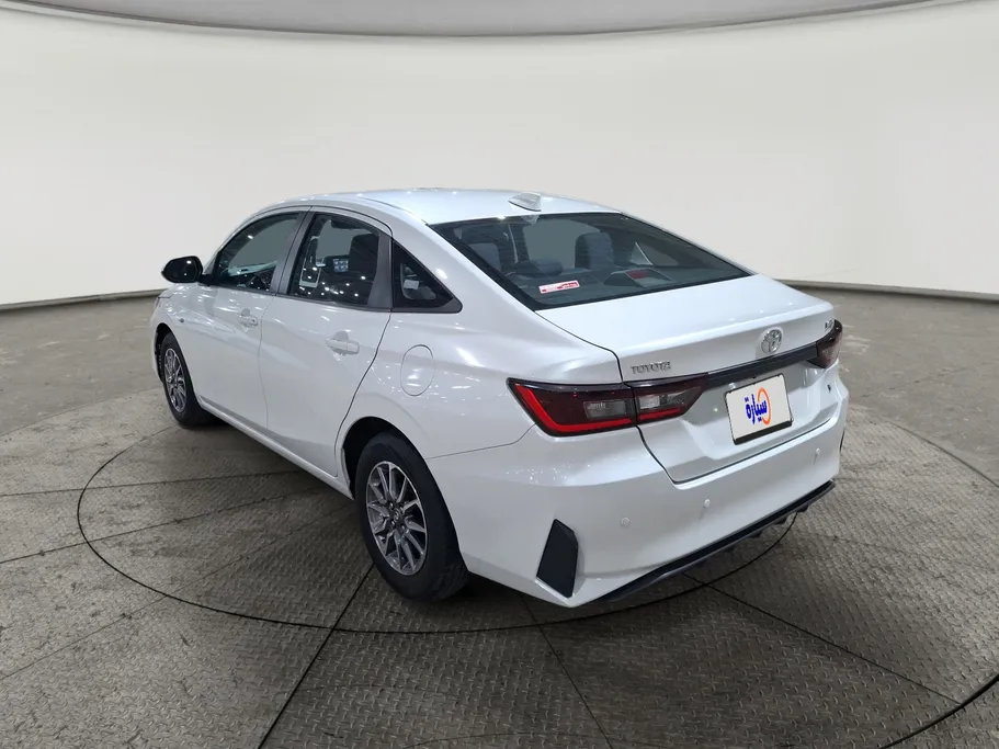 2024 Toyota Yaris  Y 