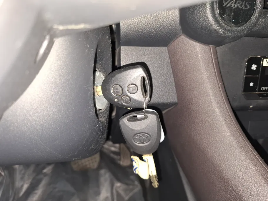 2024 Toyota Yaris  Y 