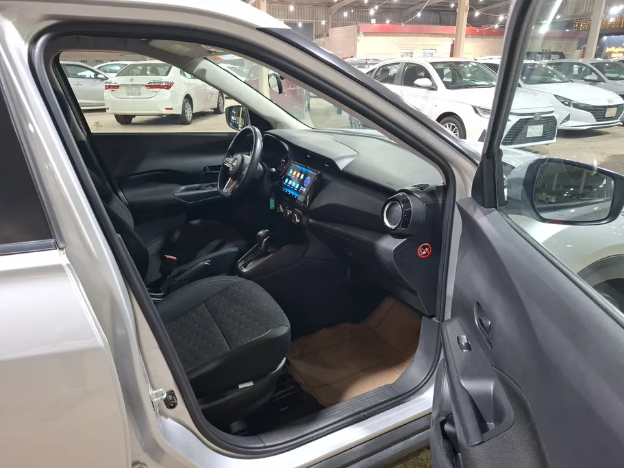 2024 Nissan Kicks SV 