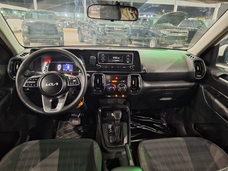 2023 Kia SONET GL 
