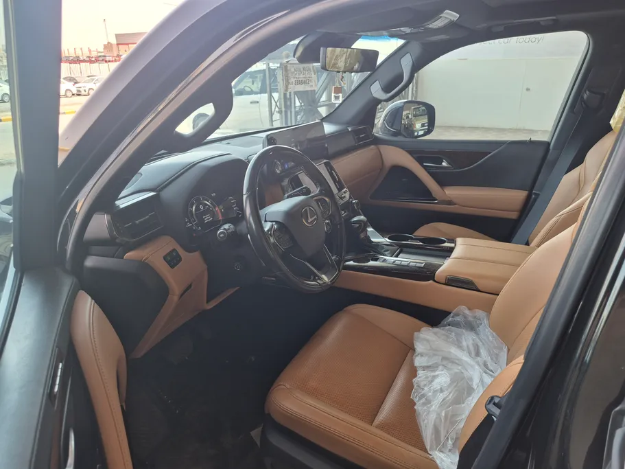 2024 Lexus LX 600 