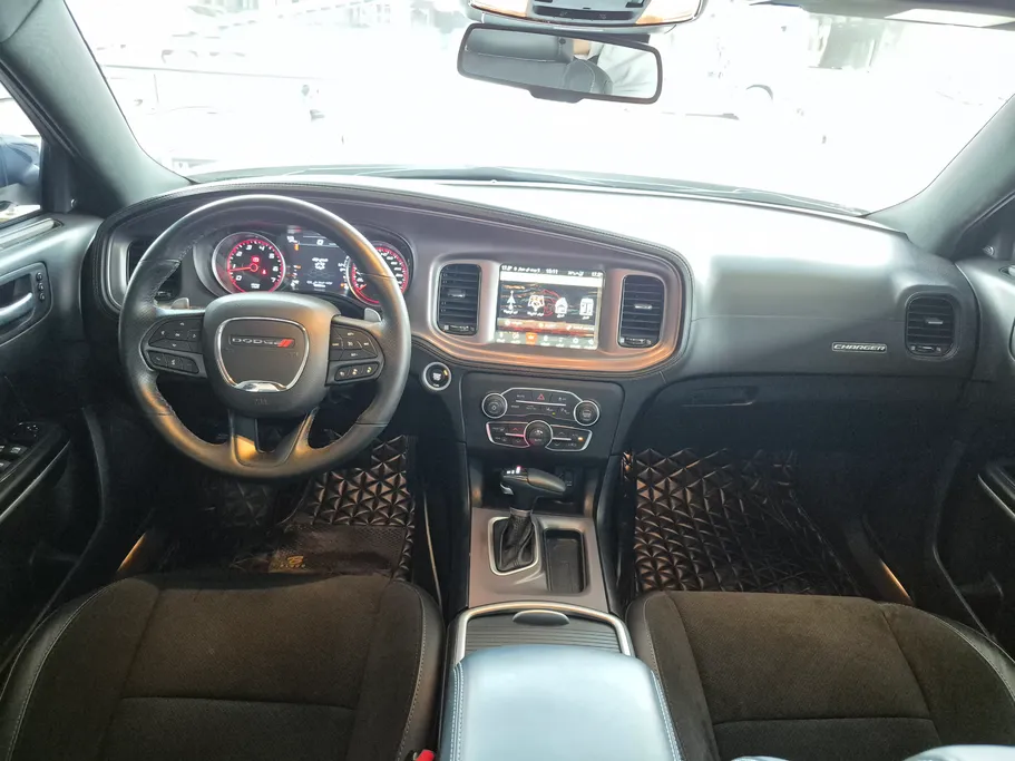 دودج تشارجر RT 2023 