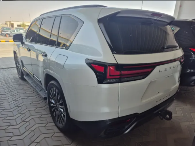 2022 Lexus LX 600 