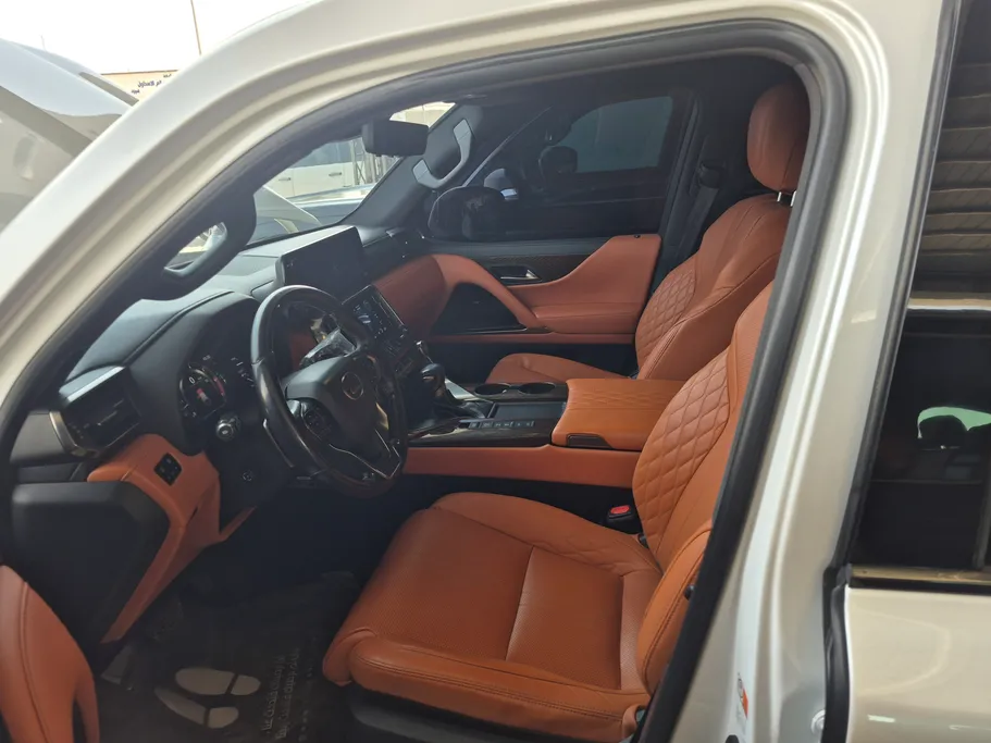 2022 Lexus LX 600 