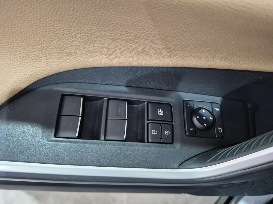 2024 Toyota RAV4 AD HEV 