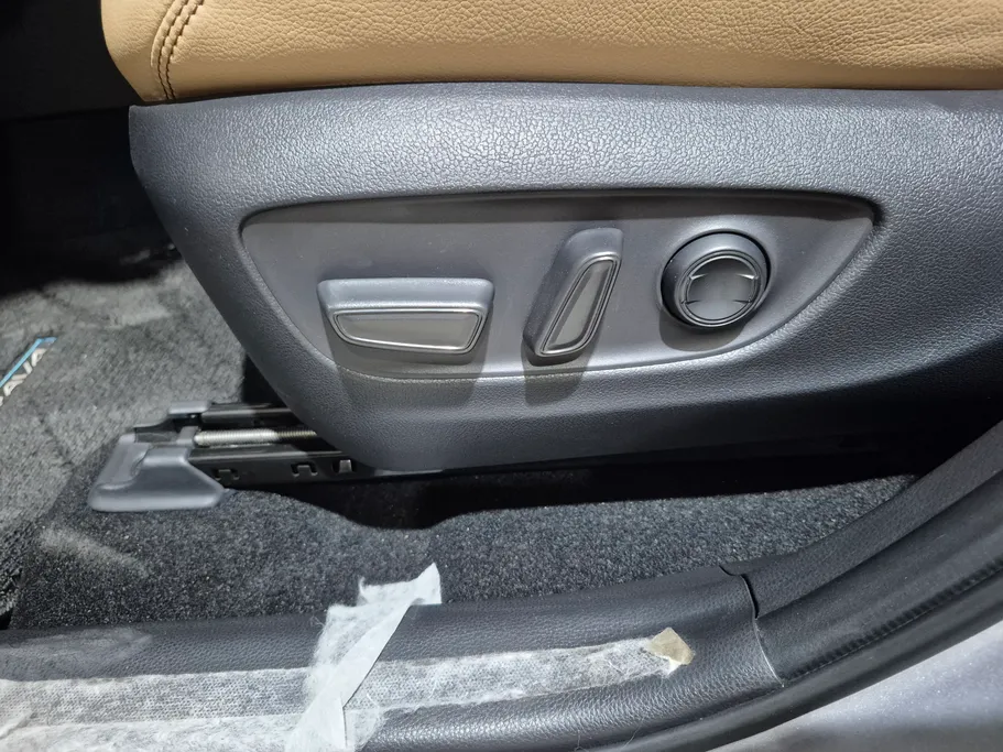 2024 Toyota RAV4 AD HEV 