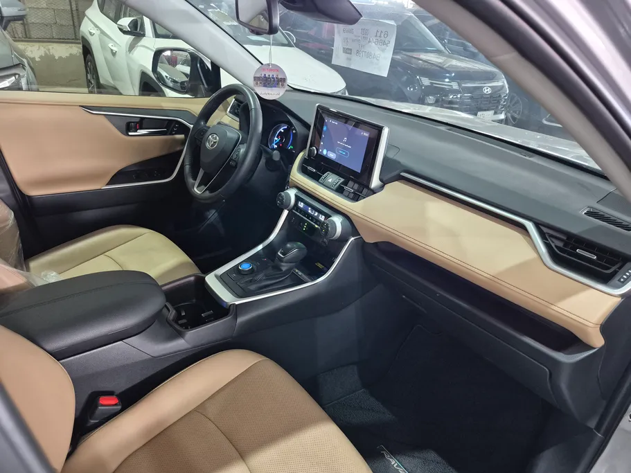 2024 Toyota RAV4 AD HEV 
