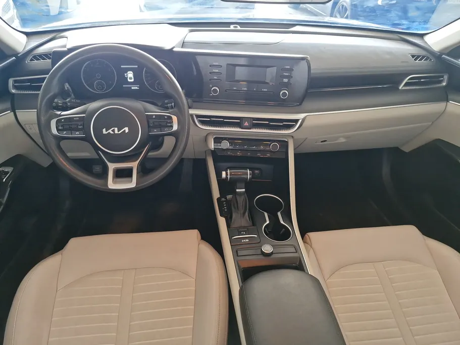 2023 Kia K5 GL 