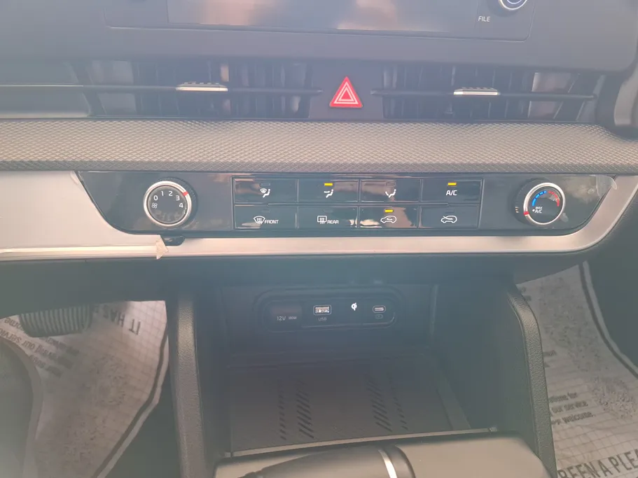 2023 Kia Sportage GLS 