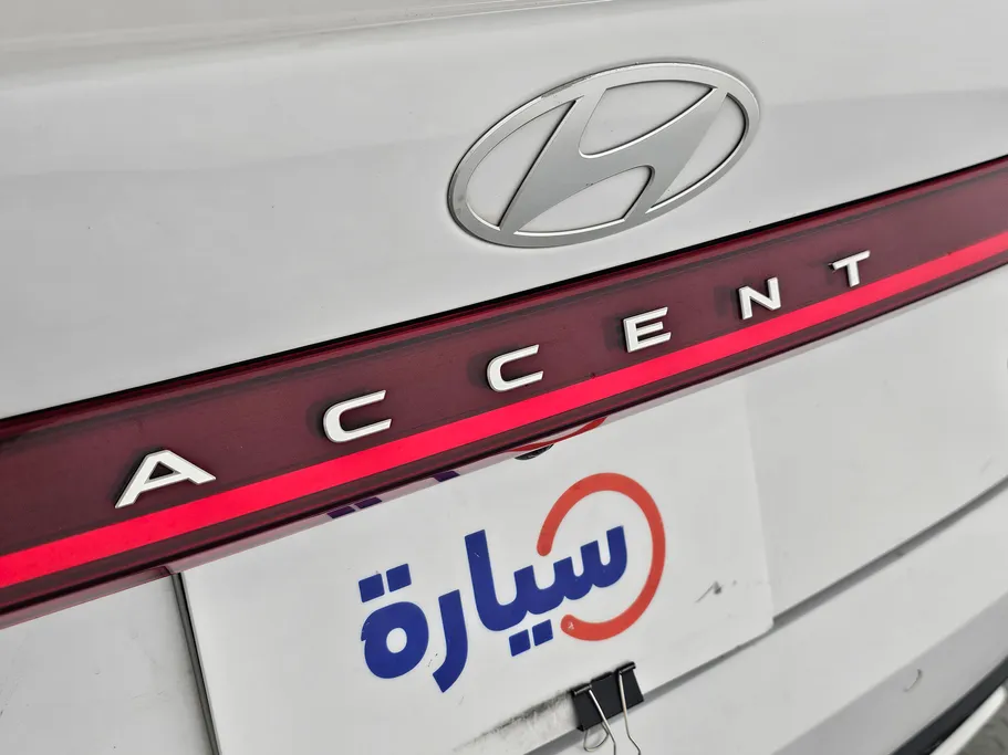 هيونداي اكسنت سمارت 2024 