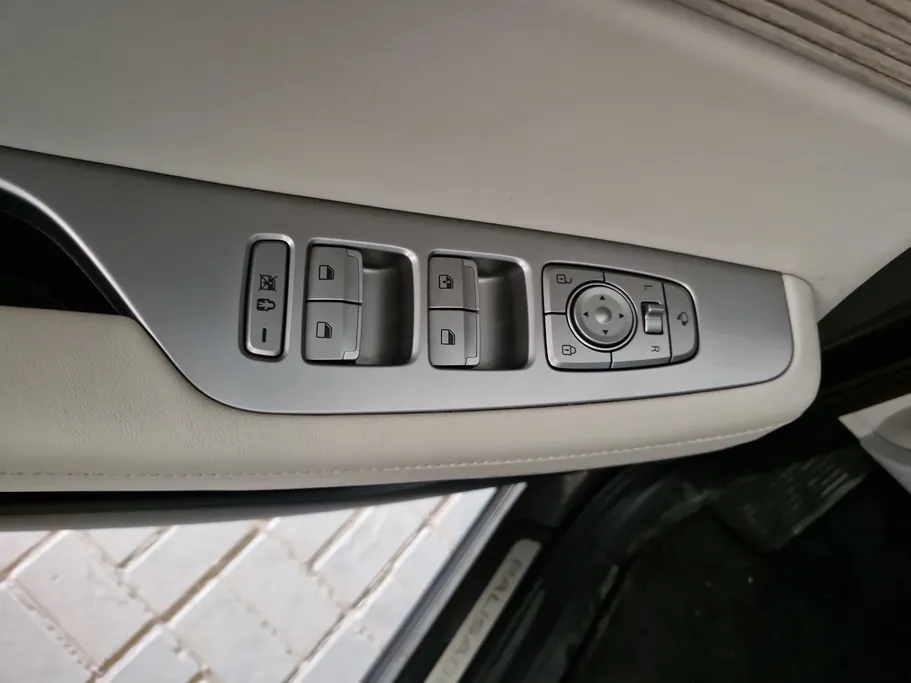 2021 Hyundai Palisade PREMIUM 