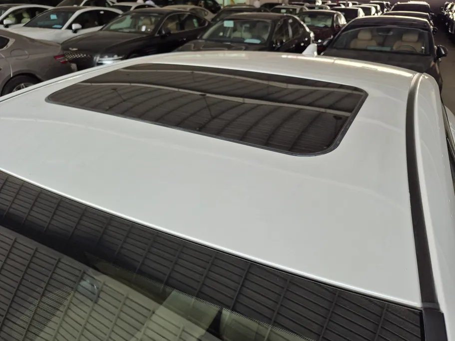 2025 Toyota Crown Premium 