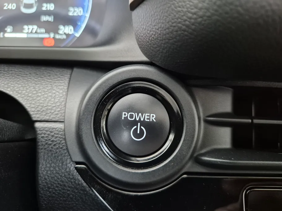 2025 Toyota Crown Premium 