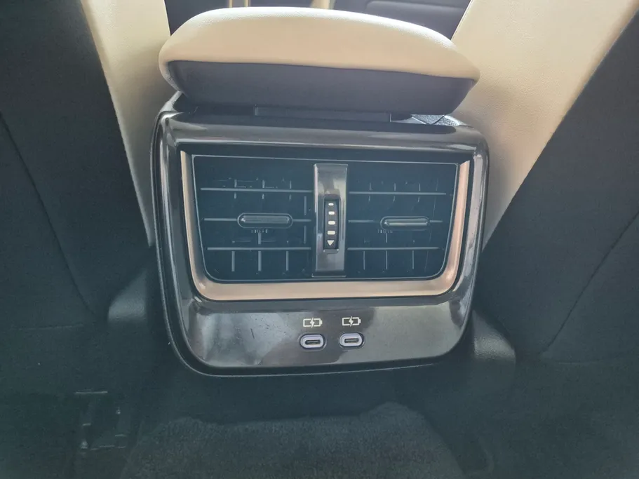 2025 Toyota Crown Premium 