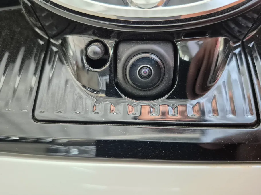 2025 Toyota Crown Premium 