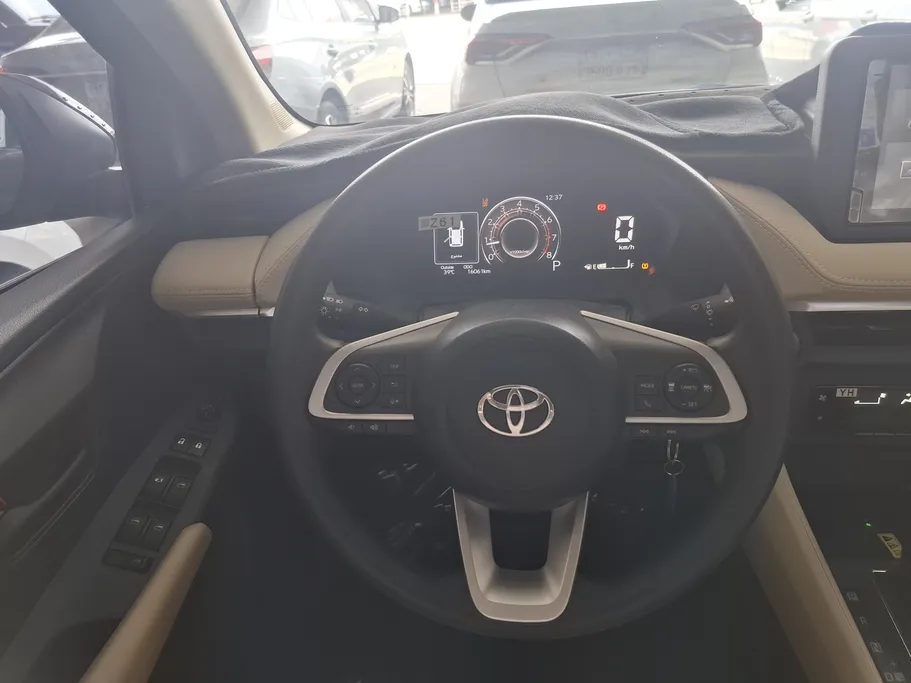 2026 Toyota Yaris  Y Plus 
