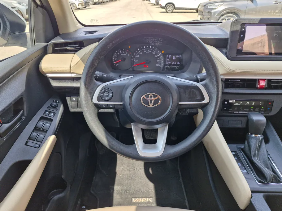 2024 تويوتا Yaris  Y 